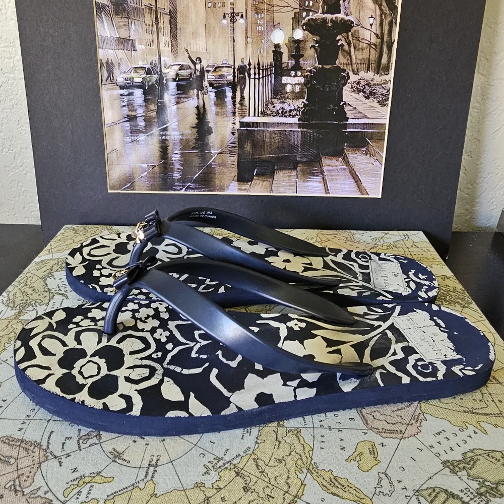 Kate Spade‎ ♠️ floral flip flops, size 9